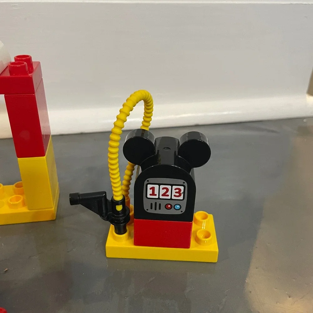 LEGO Duplo Mickey Mouse Roadster Racers Car Gas Pump Set 10843 Disney Complete